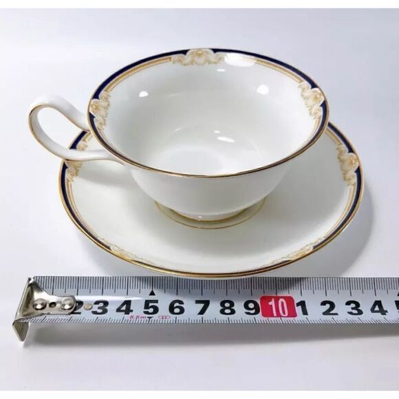 Wedgwood Cavendish Teacup Peony with Saucer / Excellent - Picture 2 of 7